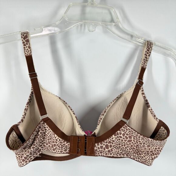 C26 Victoria’s Secret body by Victoria lined giraffe print Demi bra size 36C - Picture 2 of 7